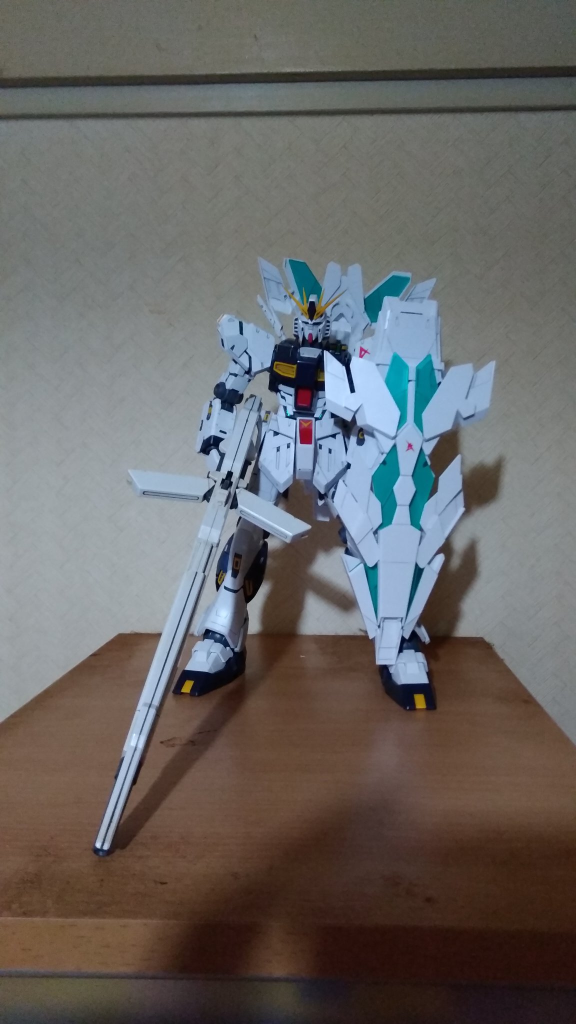 キスミーダイスケ در توییتر N Neu ガンダム遠距離砲撃戦仕様 先日のホワイトzから大砲を拝借したら色が合ってて結構イケるんじゃないでしょうか 手が合わず添えてるだけです 手首ごと交換も考えましたが壊れそうなので止めました ガンプラ キスミーダイスケ در توییتر N Neu ガンダム遠距離砲撃戦仕様 先日のホワイトzから大砲を拝借したら色が合ってて結構イケるんじゃないでしょうか 手が合わず添えてるだけです 手首ごと交換も考えましたが壊れそうなので止めました ガンプラ
