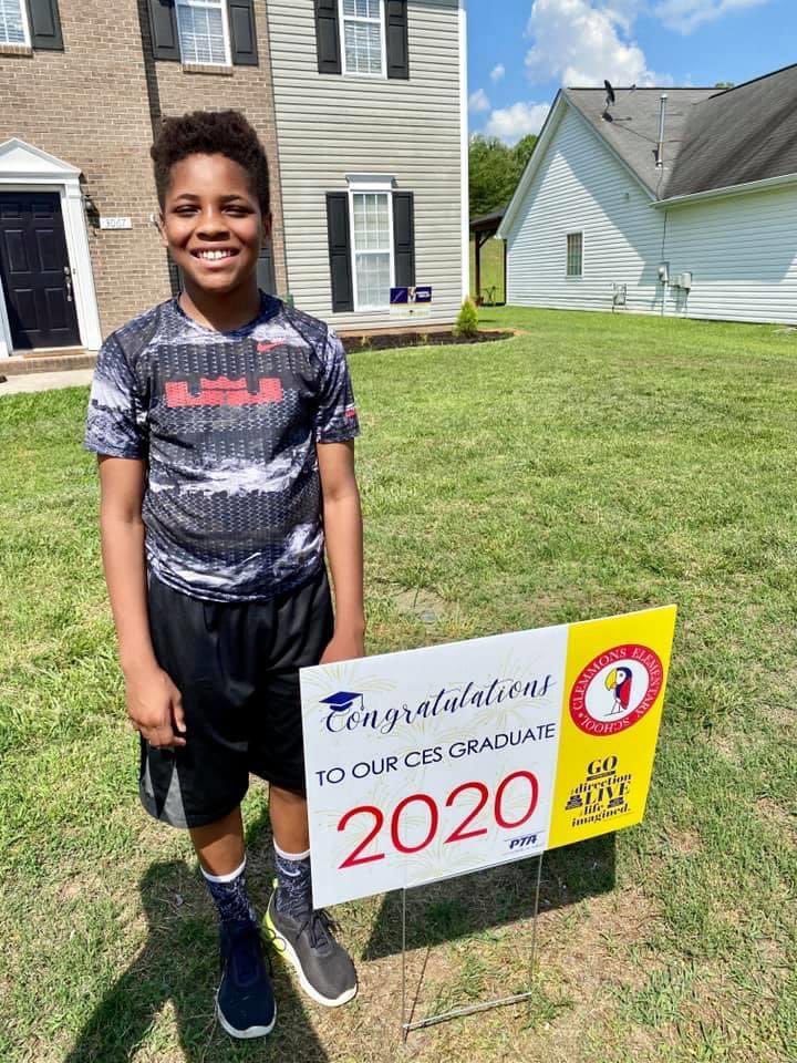 HayesHideaway tweet media