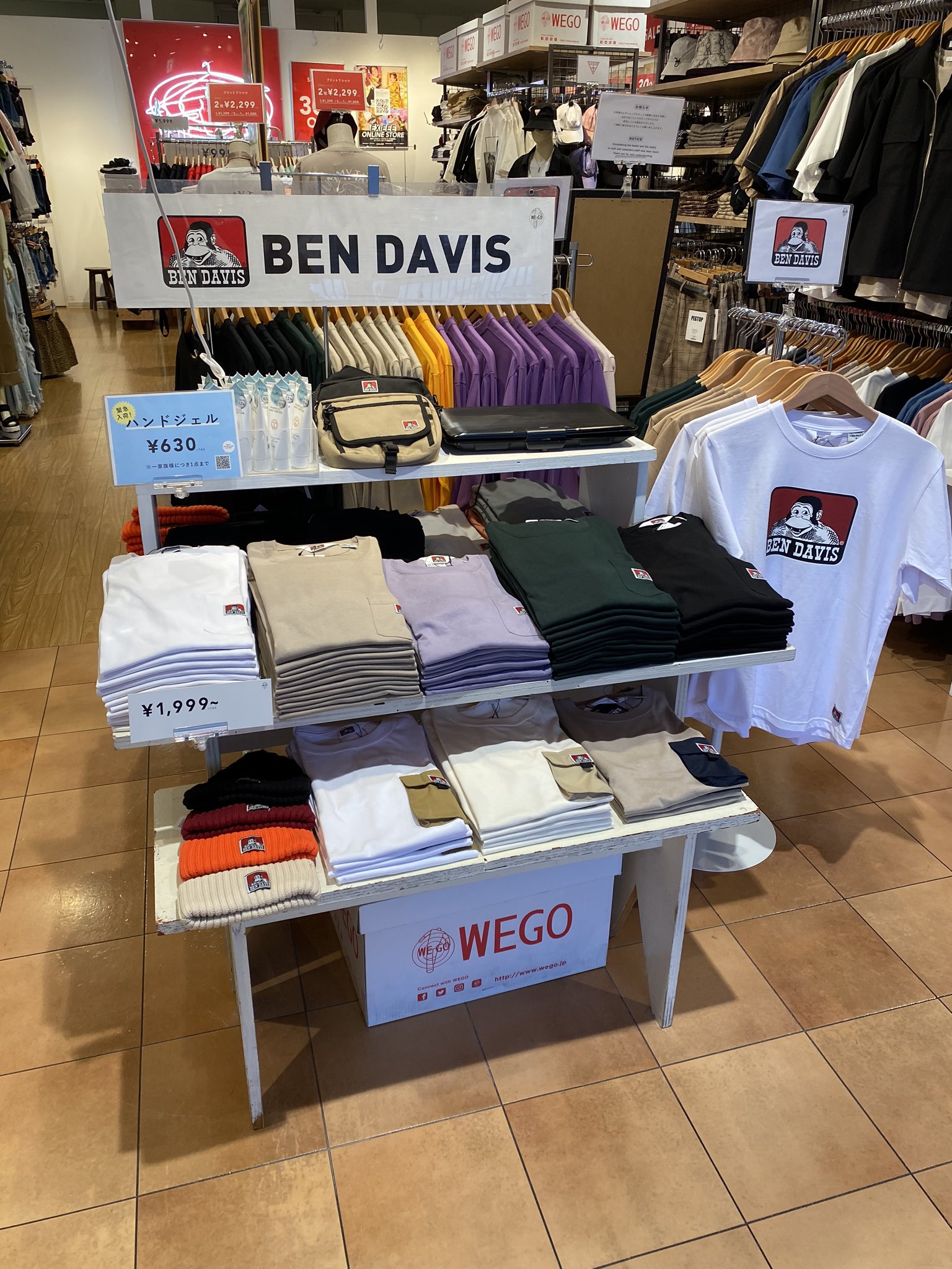 Wego Outlets 三井アウトレットパーク仙台港店 Special Price ブランドtee 1 999 ベンデイビスやchampion Kangolなど 人気のブランドtシャツもお買い得にご用意しております 夏に1枚で着るのもいいですね 今なら種類も豊富に揃ってます