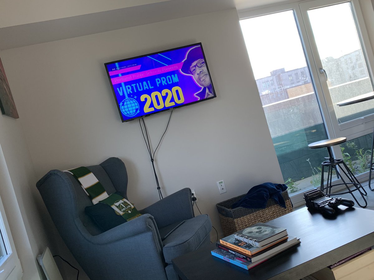 JonGarc1a's tweet photo. Getty ready to experience #PPSProm2020! https://t.co/zgEP0mZRrd