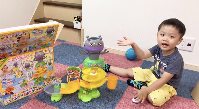MokunTv's tweet photo. おもちゃ アンパンマン　だだんだん ジャバジャバお風呂スライダー 水遊びしょう！chơi nước với Soái ca và Ampaman nhe!(もーくんTV-Tí Hon Soái ca) https://t.co/Niqf0GnkX6 https://t.co/Njoa006nmy