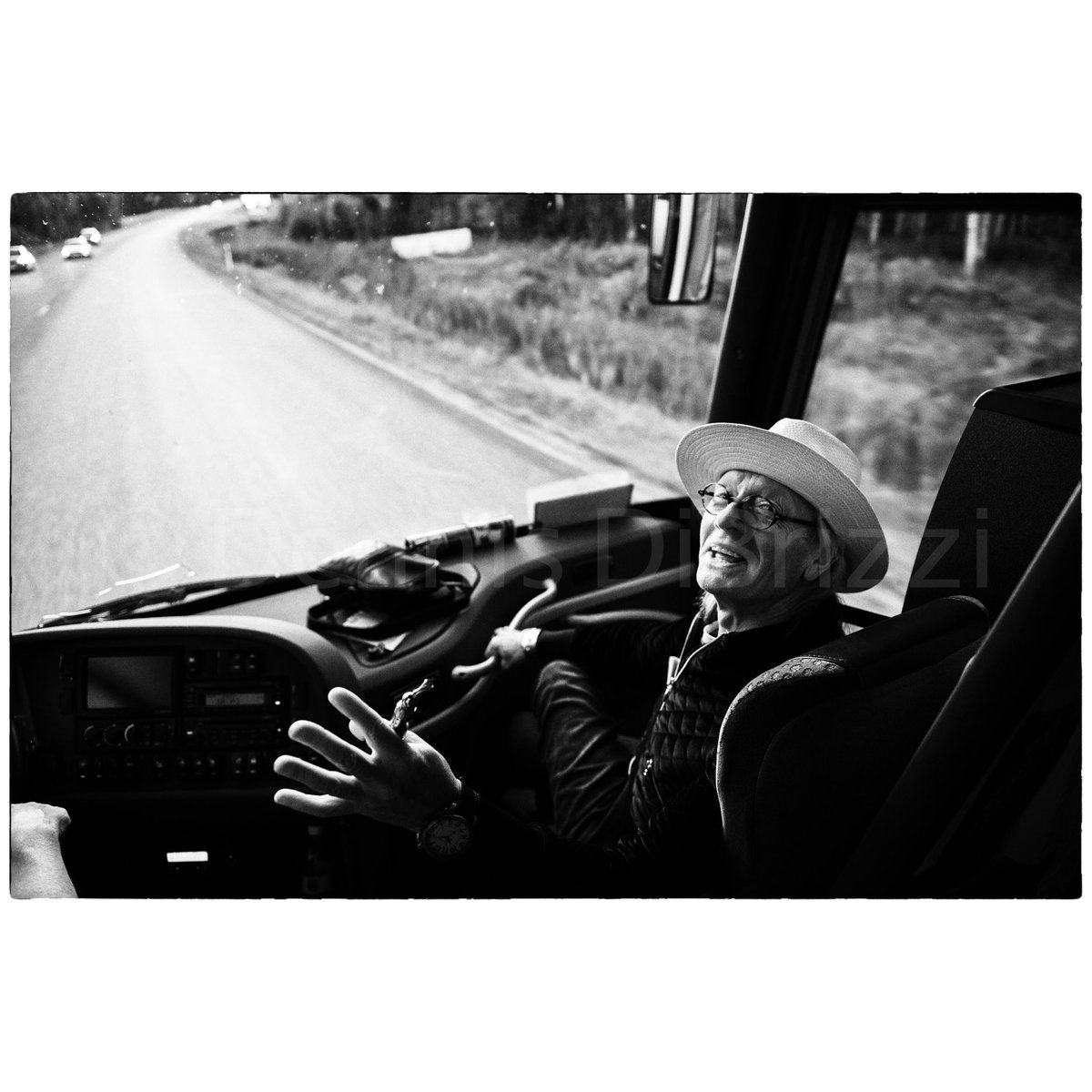 dennisdibrizzi's tweet photo. Ariel Bender on the bus in Sweden July, 2018. Prints available at https://t.co/Ao9SXq7fvx
#ArielBender #MottTheHoople #SpookyTooth #RockAndRoll https://t.co/HKwu2ofRct