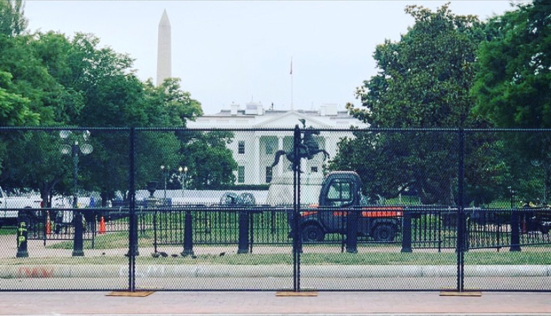 BREAKING: DONALD TRUMP COMPLETES THE WALL!! No, not the one to ‘protect’ US citizens from immigrants, but the one to protect HIM from US citizens. #WinningFromTheBunker