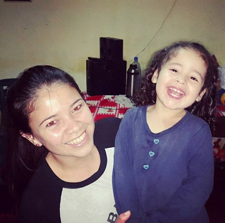 SandraaChavez's tweet photo. Te quise más de lo que yo misma pensé... Vola muy alto mi muñequita hermosa, más alto que el sol💫❤
Que el cielo te reciba y seas tan feliz como siempre lo fuiste https://t.co/iyQ7s7e52f