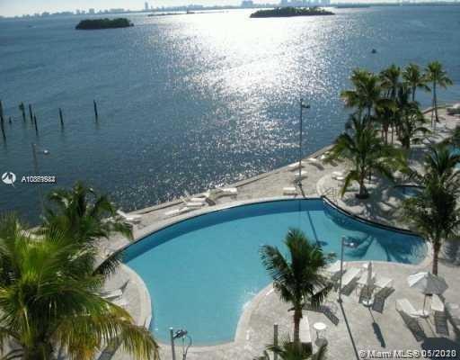 RealtorMatheus's tweet image. Biscayne Bay 1/1 resort style waterfront community two swimming pools, Jacuzzi, fitness center, place to store your kayak, volleyball sand court and barbecue area. Partial waterfront view, private balcony, brand new appliances and cabinets. $1,800/Y
#RealEstate #realtor #Miami