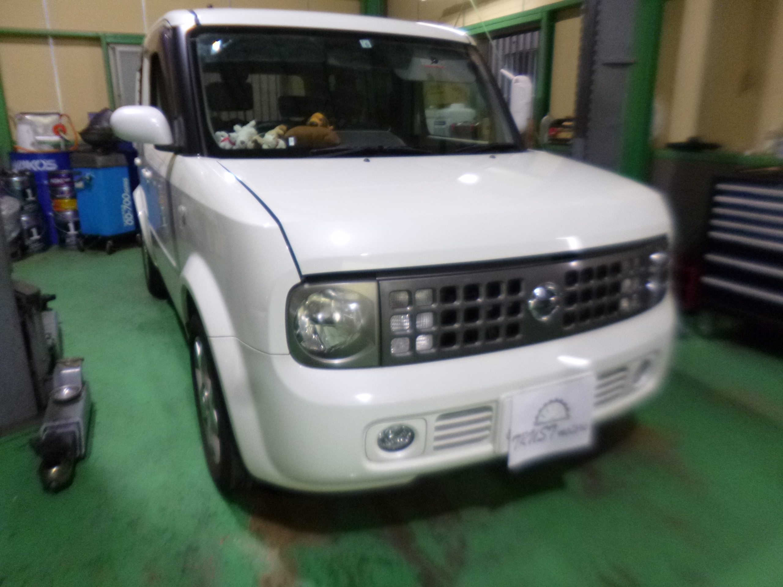 トラストモータース 日産キューブ 冷却水漏れの修理 サーモスタットハウジングに亀裂が入っていました ラジエーターホースも古いので同時に交換 キューブ 冷却水漏れ オーバーヒート T Co Bahkuw6jcv Twitter
