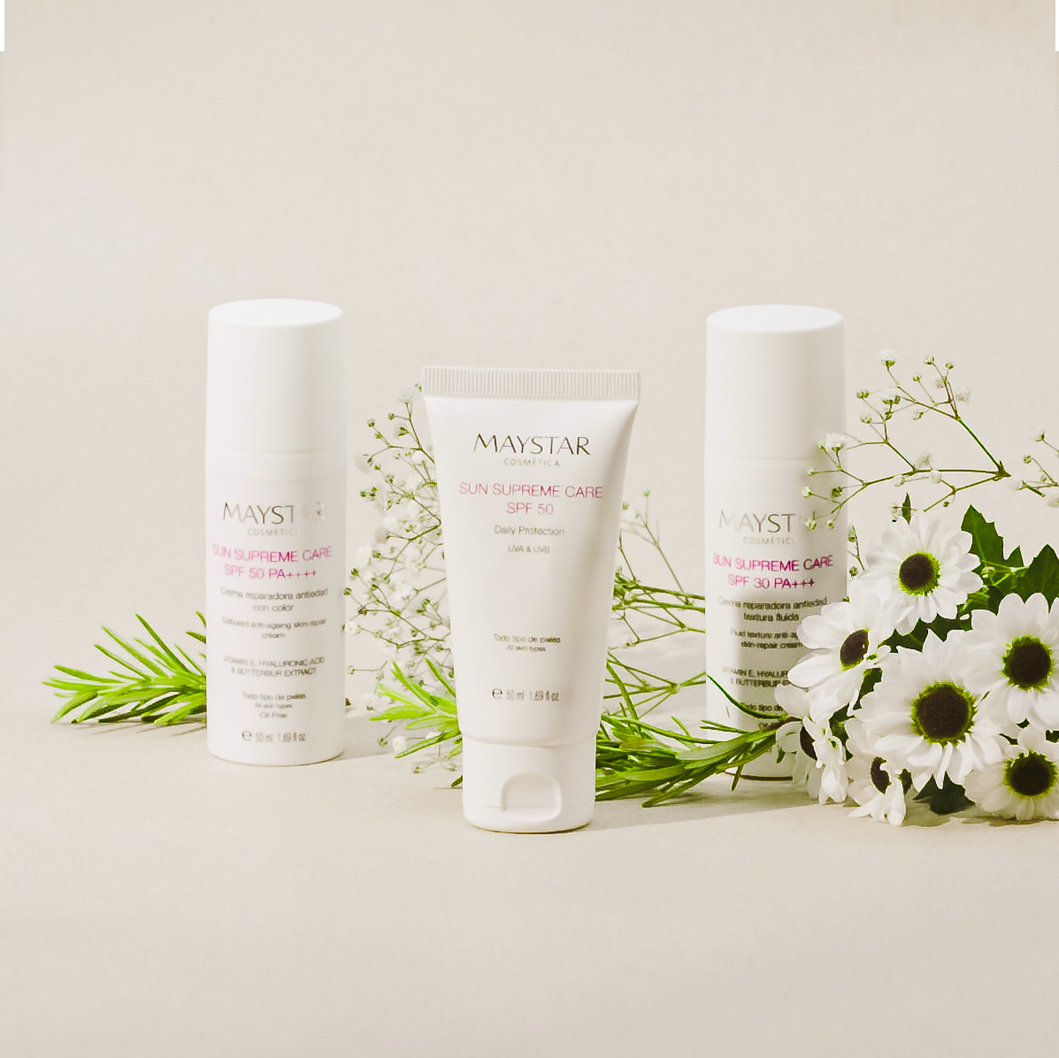 Sun Supreme Care, te protege del ☀️ y te ayuda a luchar contra el envejecimiento celular.
¡Este #verano elige bien! 😉
> bit.ly/2Bv7mI9
.
#maystarskincare #skincare #protectorsolar #proteccionsolar #antiedad #rutinadebelleza #cremahidratante #cremasfaciales #tipsbelleza