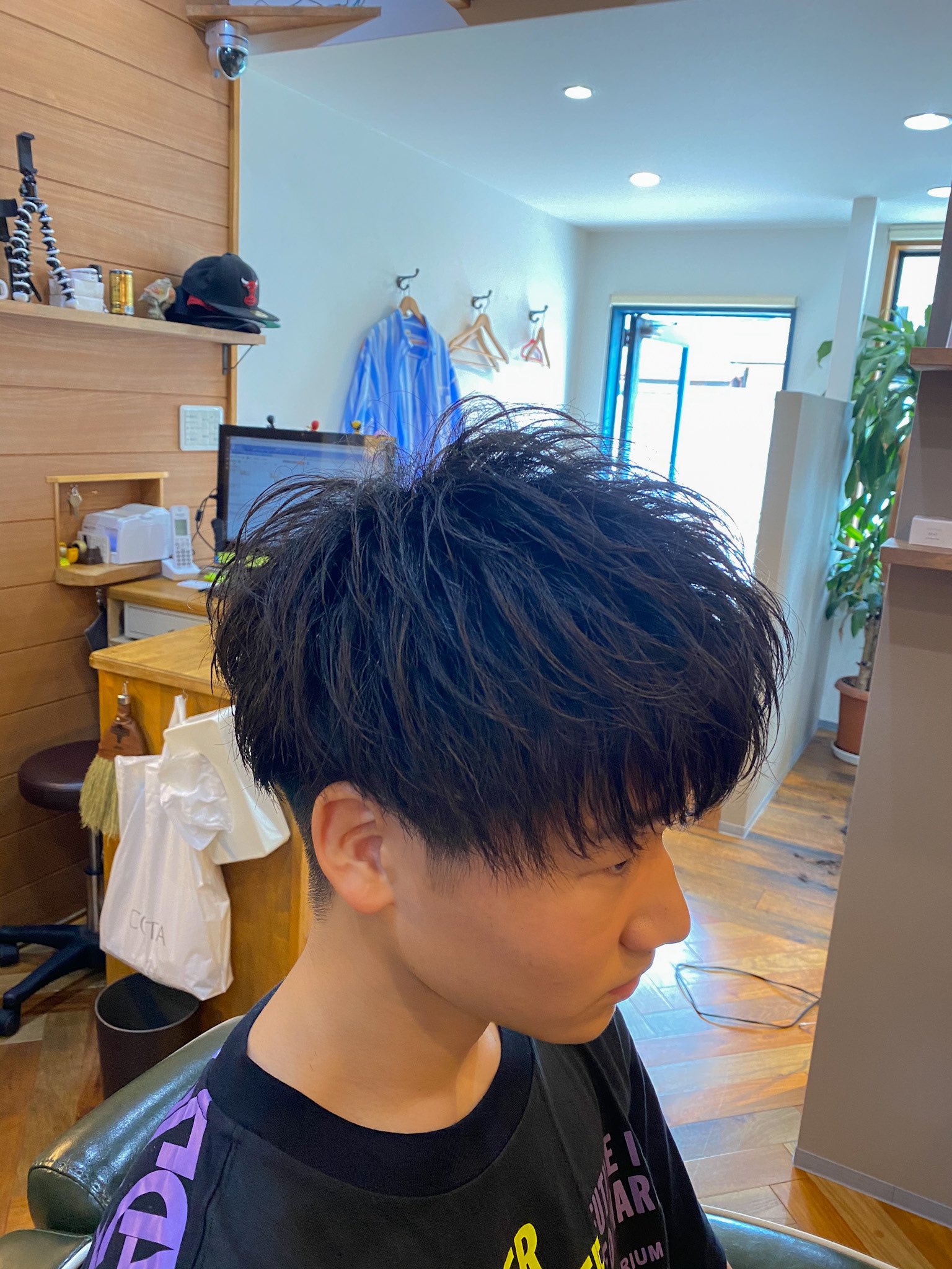 Roost Kamite En Twitter マッシュスタイル ばちばち束感の出るカットしてます セットも5分で出来るぐらい簡単にしてます 京都美容室 京都の美容室 関西美容室 関西の美容室 メンズサロン 京都メンズサロン ヘアセット メンズヘアスタイル マッシュ