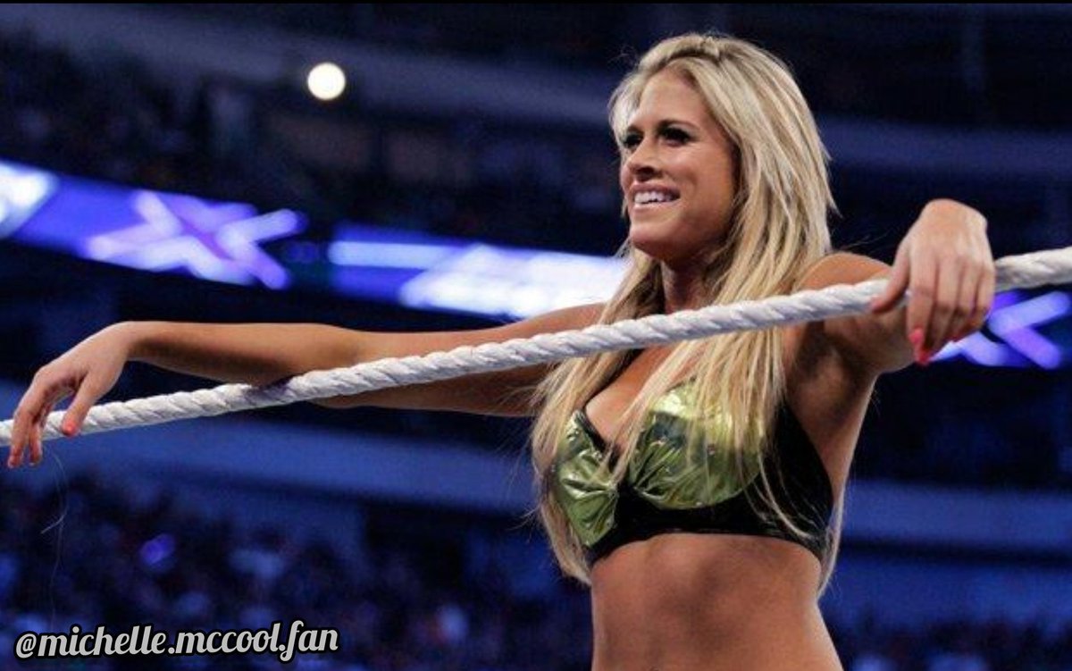 FanMccol's tweet photo. On this day: but 10 years ago Lay-Cool (@McCoolMichelleL & @mslayel) came out and distracted @TheBarbieBlank enough for @LaRosaMendes to pull on her hair.
#wwe #wwesmackdown #wwenetwork #wwesuperstars #wwedivas #MichelleMcCool #MichelleMcCoolWWE #LayCool #laycoolforever https://t.co/UsUQNlnS4m
