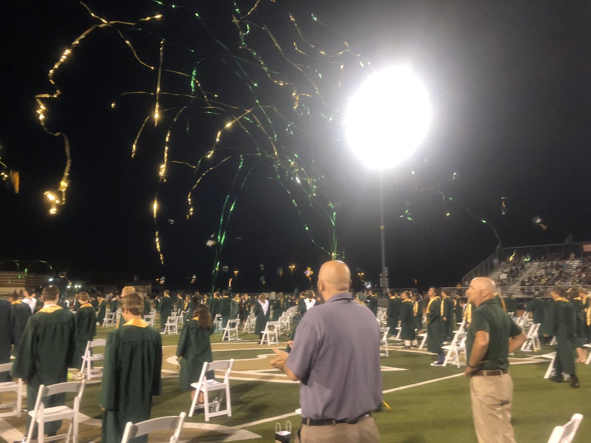 Class of 2020 celebrates tonight... year 13 <a href="/CLHSHawks/">Canyon Lake Hawks</a> #EPIC The Comal ISD took it to another level with the planning and execution of graduation. Thank you <a href="/Supt_comalisd/">Andrew</a> for making it happen!!