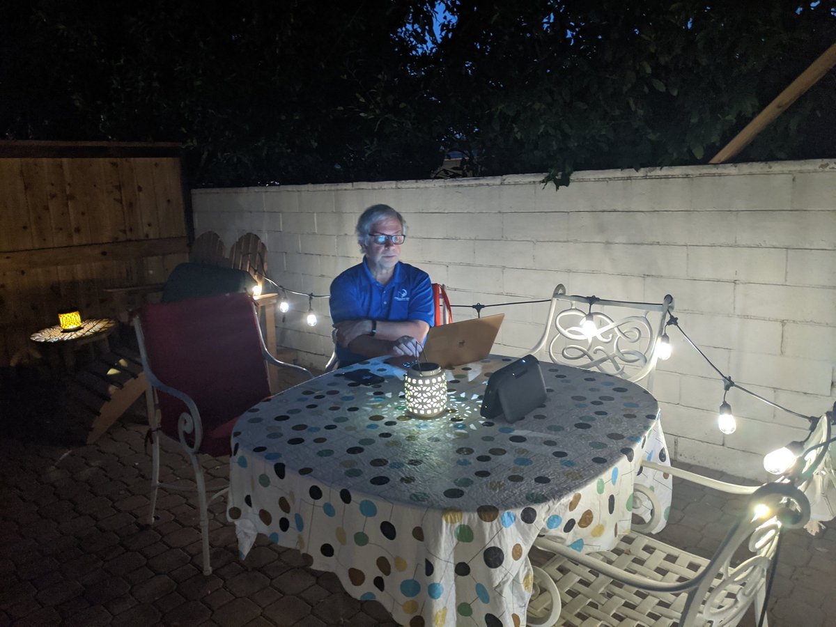 jhjones's tweet image. Here's @BridgeMojo directing an #onlinebridge @ACBLbridge @BridgeBase tournament in our back yard. ♠️,♥️♦️♣️