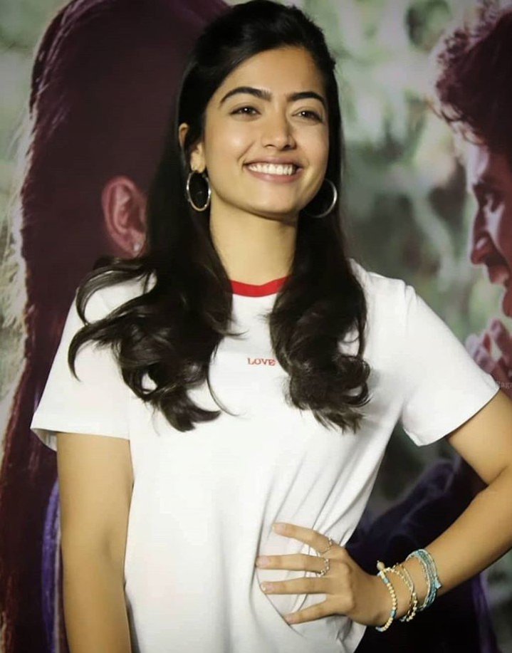 My goddess rashmikha  @iamRashmika Wake up everyday stronger than yesterday, face your fears and wipe your tears.Lots of love    love's you worship you, your sincere fan  @iamRashmika  #RashmikaMandanna