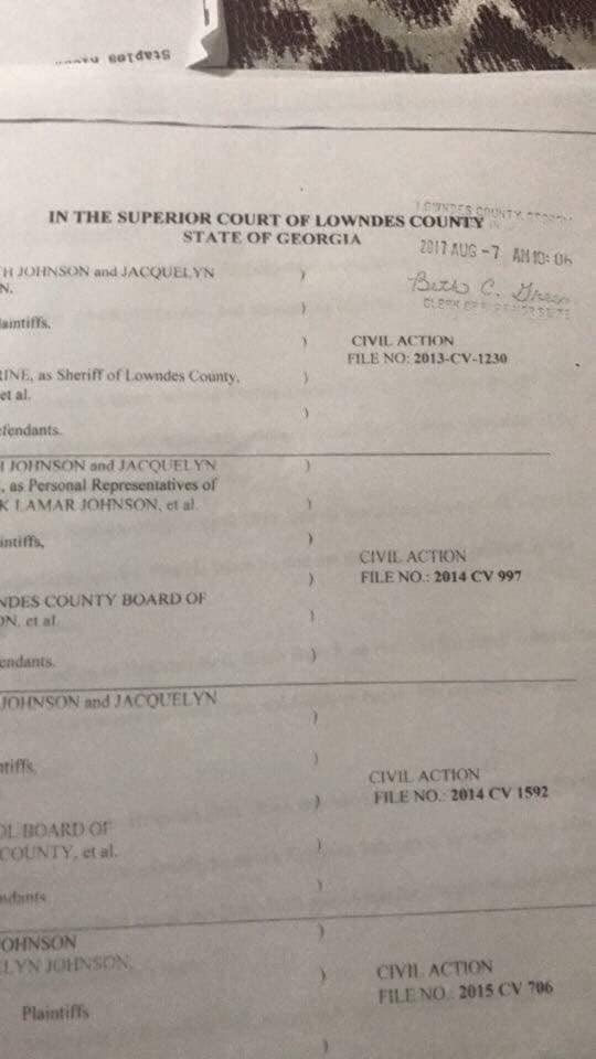 _sierrareneexox's tweet photo. yall spread this sick shit so we can get justice for Kendrick Johnson too ! #JusticeForKendrickJohnson https://t.co/dtrb5sq6hu