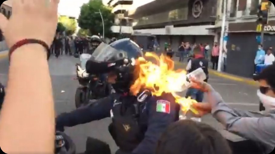 🔴 EN VIVO <a href="/FabianPasos/">Mafian</a> en #YouNow watch.younow.com/llOD?pid=Share…