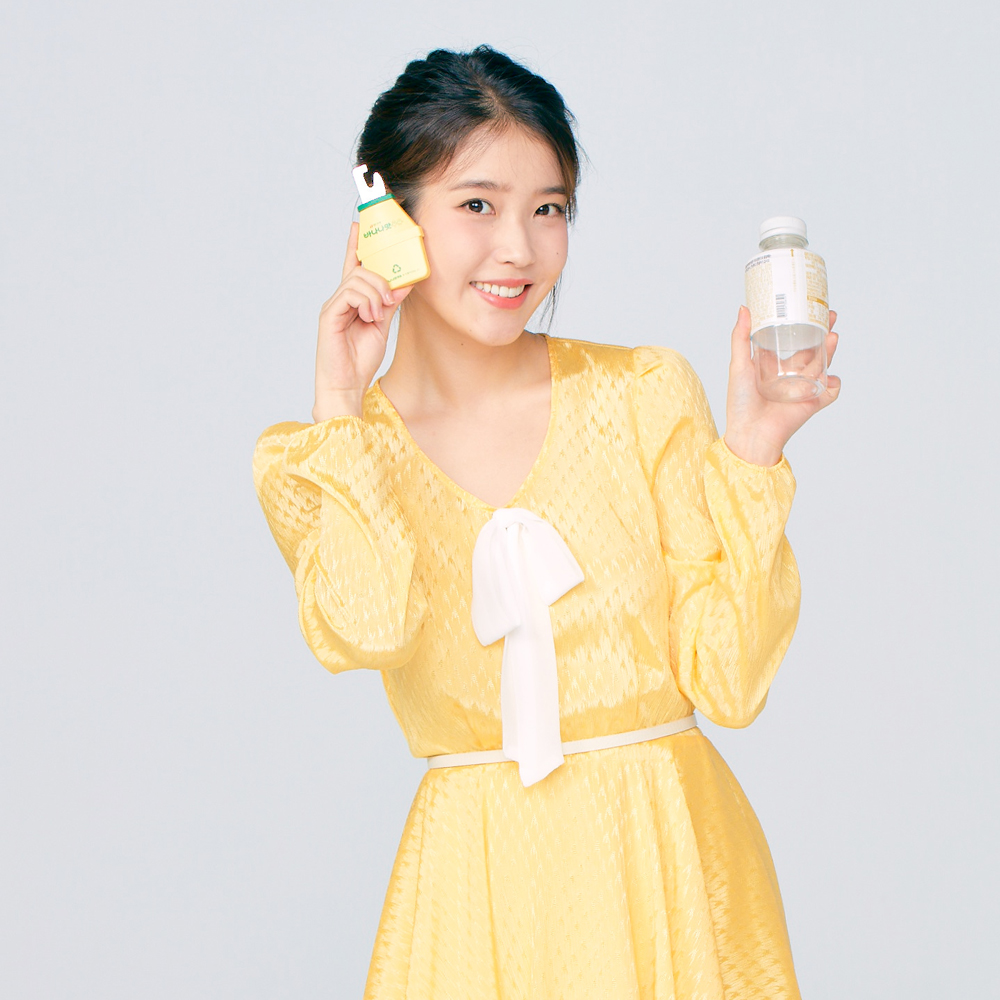 корейские айдол группы. твайс женская группа айдолов. к-поп группы женские твайс. Yeonwoo из momoland. имена айдолов девушек список.