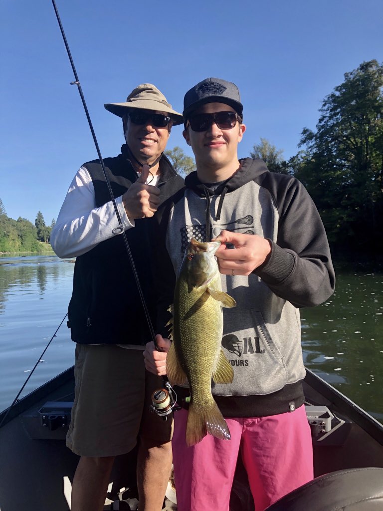 jwclax32's tweet photo. Went fishing today with my grandpa. First time fishing. The Umpqua River is amazing. #umpquariver #fishingtrip https://t.co/4qjvGErA75