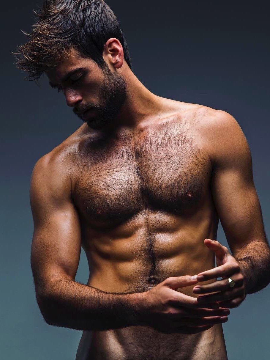 EZuWvLHXQAUN0Fl?format=jpg&name=large