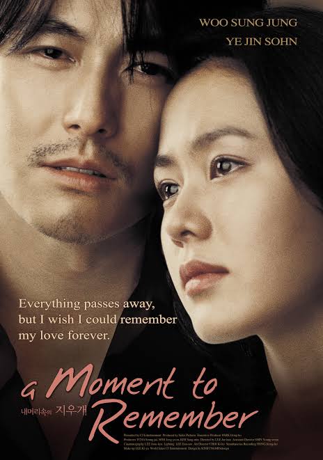 50. A MOMENT TO REMEMBER (2004) -- Sejam awal sweet banget nih film, tapi setelah itu gak kuat ya Allah. Kalau kamu belum sempat ngomong "i love you" ke pacar/crush gak masalah, love is a verb!Rispek buat orang-orang yang kuat dan tabah melawan Alzheimer.