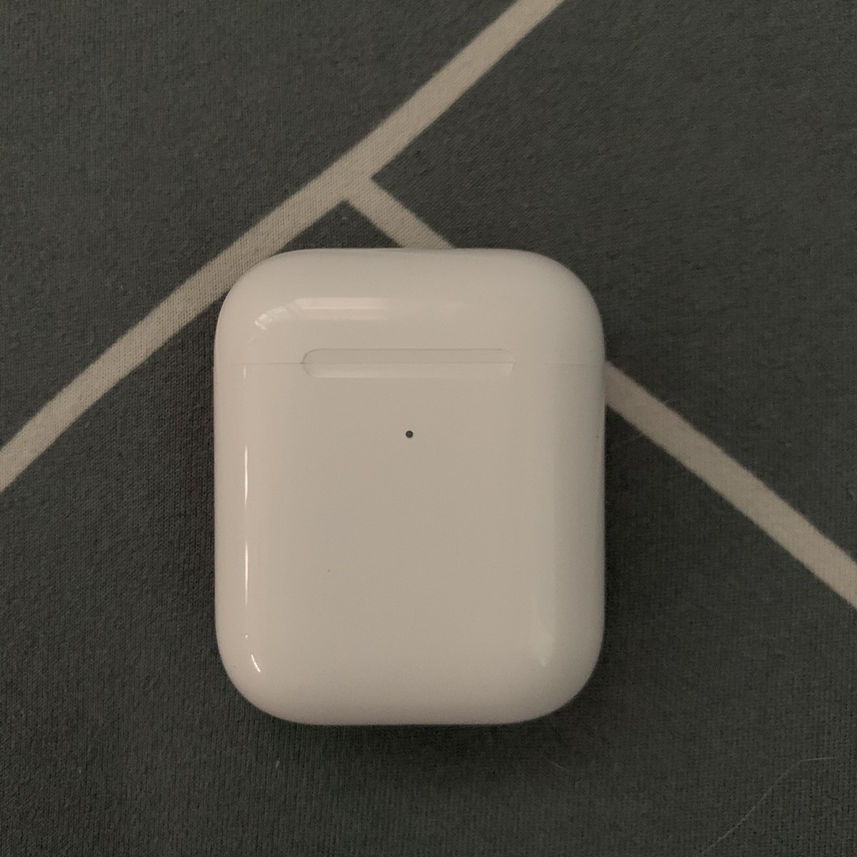 canhelpp's tweet photo. ขายค้าบ airpods gen 2 รุ่น With wireless charging case มีประกันศูนย์(ถึงปีหน้า)ใช้มาได้2เปลี่ยนใจอยากได้รุ่นโปร พรีมา5300นิดๆจ้าส่งต่อ 3800 บาท;-;(แถมเคสตัวโปเกม่อนด้วยนะคะตัวสีน้ำตาลๆ) สอบถามดูรูปเพิ่มเติมทางDMได้เลยจ้า #แอร์พอด #applepencilมือสอง #airpodsมือสอง #ส่งต่อสกินแคร์ https://t.co/0CsVj19pxY