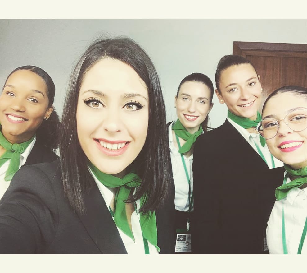 despegaformacio's tweet photo. Vamos al lío...✈✈✈
Dinámicas de grupo que volverán sin duda. PREPARACIÓN DE ENTREVISTAS DE TRABAJO PARA AEROLÍNEAS.
#tcp #despegaformacion #cursotcp #auxiliardevuelo #cursoauxiliardevuelo #valencia #tripulantedecabina #embarca #formacionprofesional #volar #crew #embarca https://t.co/OSNhQZnmUP