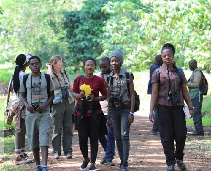 brendah_ape's tweet image. To the #blackwomenwhobird, let's keep it moving and learning from one another. Everyday is a learning day.  #BirdingWhileBlack #birding