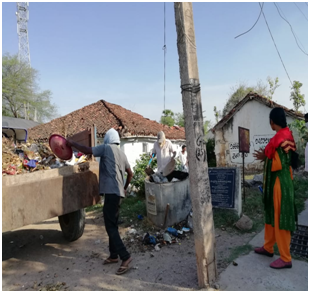 MPO_Eligaid's tweet photo. ఏలిగేడు గ్రామంలో స్వచ్ఛ శుక్రవారం లో భాగంగా స్వశక్తి గ్రూపు మహిళా సభ్యులతో మరియు గ్రామ మహిళలతో  శ్రమదానం ద్వారా మురికి కాలువ వద్ద గల పిచ్చి మొక్కలు తొలగించటం జరిగింది.ఈ కార్యక్రమం లో సర్పంచ్, స్పెషల్ ఆఫీసర్ మరియు పంచాయతి కార్యదర్శి గార్లు పాల్గొన్నారు. @DPO_PDPL @Collector_PDPL https://t.co/7aShHYW8tS