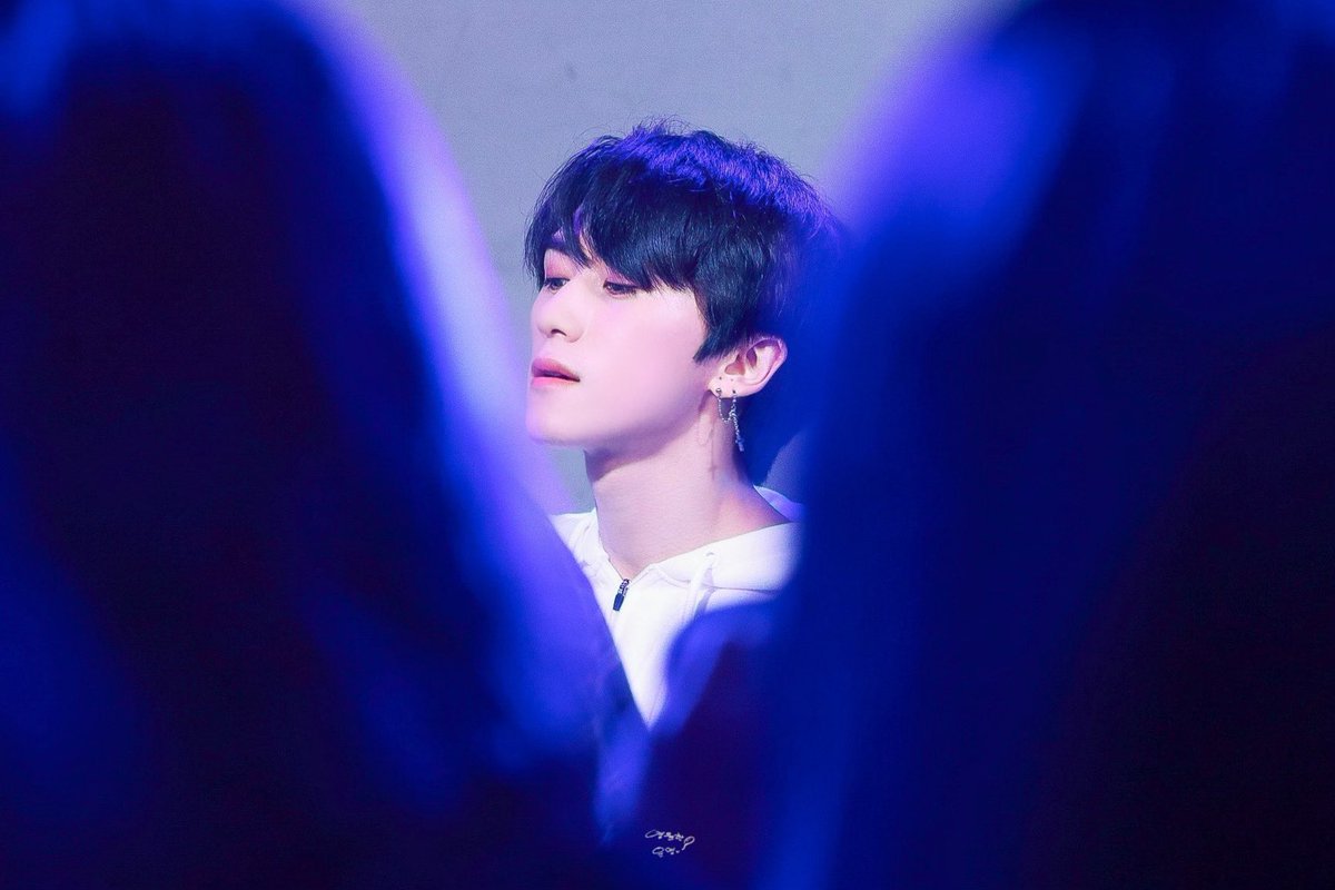 Eternity_612's tweet photo. 190321   1부    나고야 
#로이 #주영웅 #ロイ #target #타겟 @TARGET7_K

사랑에 빠지는 아름다움 ,, https://t.co/S34rH11UFS