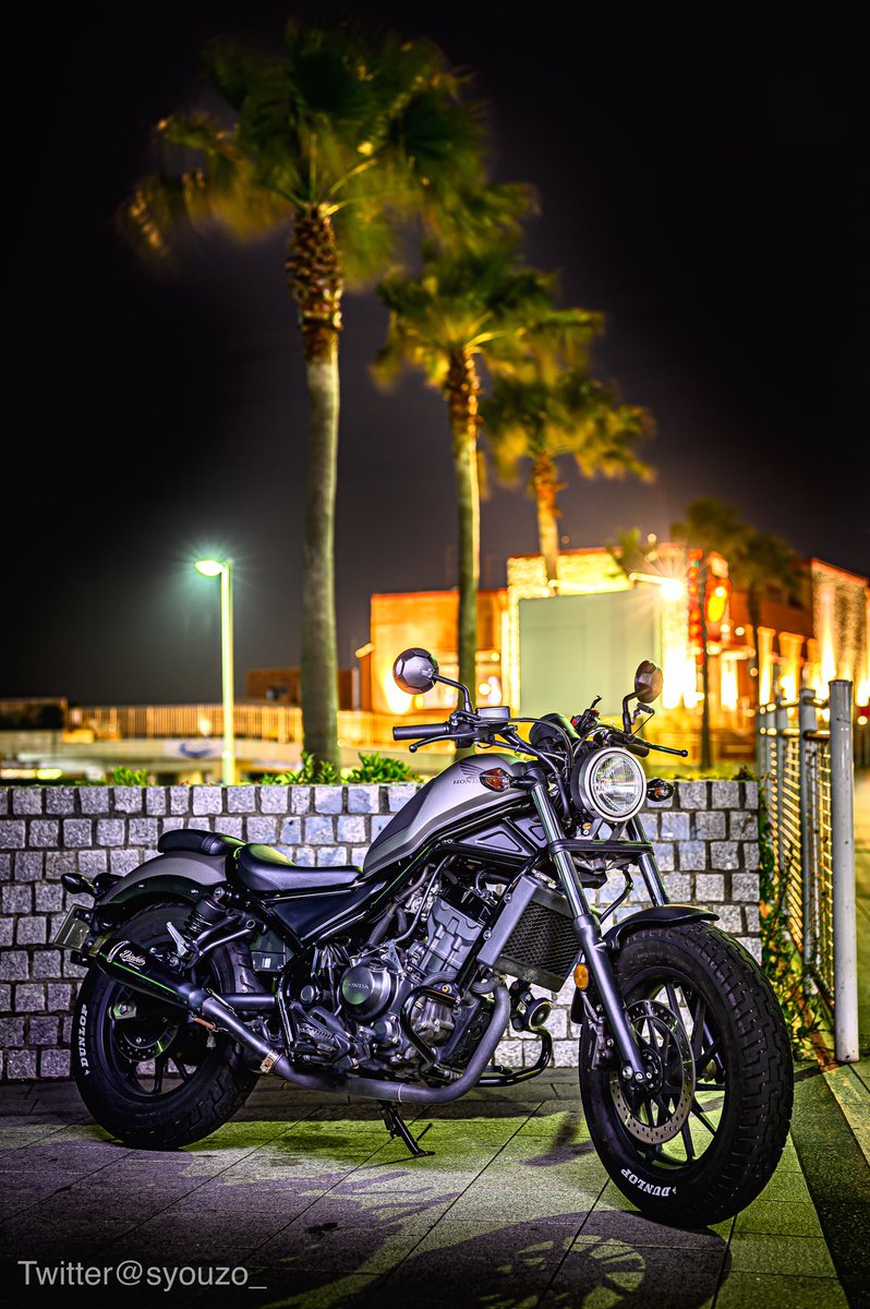 syouzo_'s tweet photo. 江ノ島で撮ってますー
#バイク #バイク乗りと繋がりたい #バイク好きと繋がりたい #バイクのある風景 #バイク写真 #バイク夜景 #夜景 #江ノ島 
貴方のバイク撮らせてください❗️作例&amp;詳しくはTwitterのツイートを❗️ https://t.co/n9bPUv4W2t