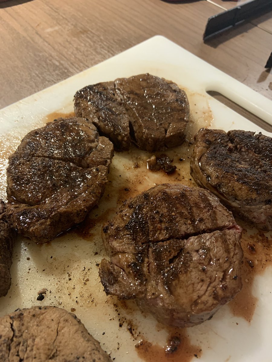 fbhwshow's tweet photo. HECK. YES. Steak for breakfast! You need to try these. Visit @omahasteaks online and use the code FREE BEER for a great deal! #birthdaversary https://t.co/venLD1Dvcs