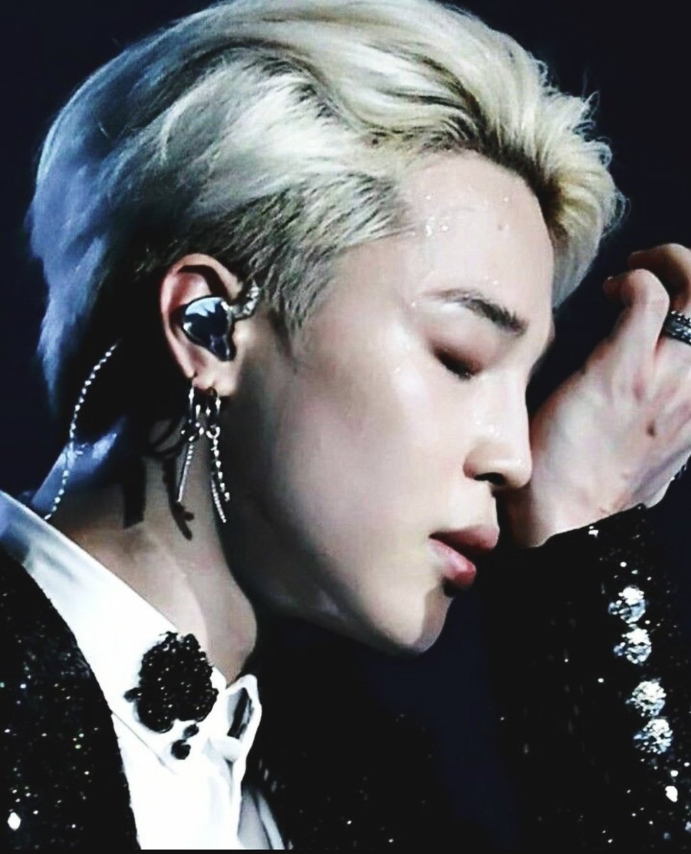 Sweaty Jimin is the hottest thing you'll ever see.. -A thread