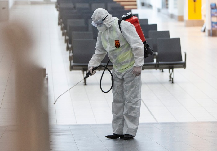 GLA_Airport's tweet photo. Together we're helping each other to travel safely.
Glasgow Airport has put a wealth of health measures in place to provide a safe environment for our staff and passengers.
Find out more on our dedicated Coronavirus information page https://t.co/HSB80nvGJa https://t.co/EhlKQct51q