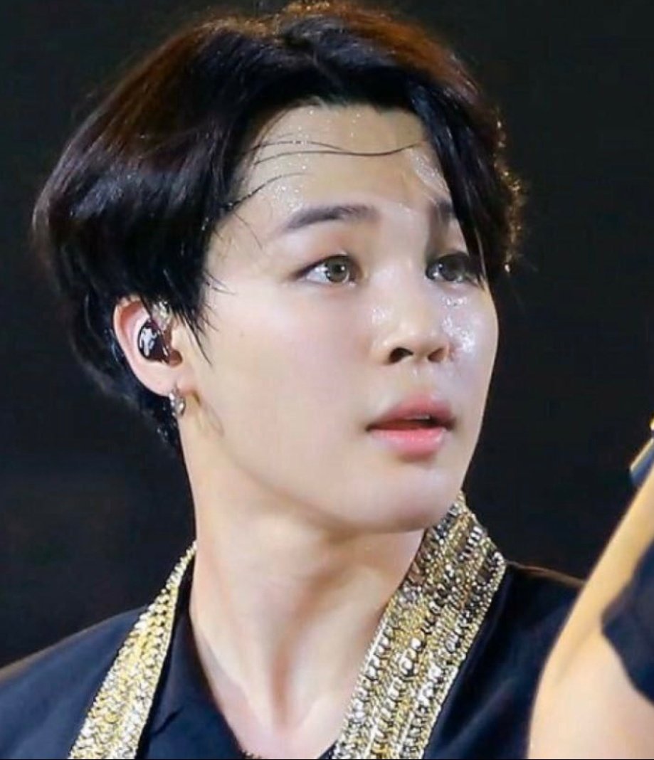 Sweaty Jimin is the hottest thing you'll ever see.. -A thread
