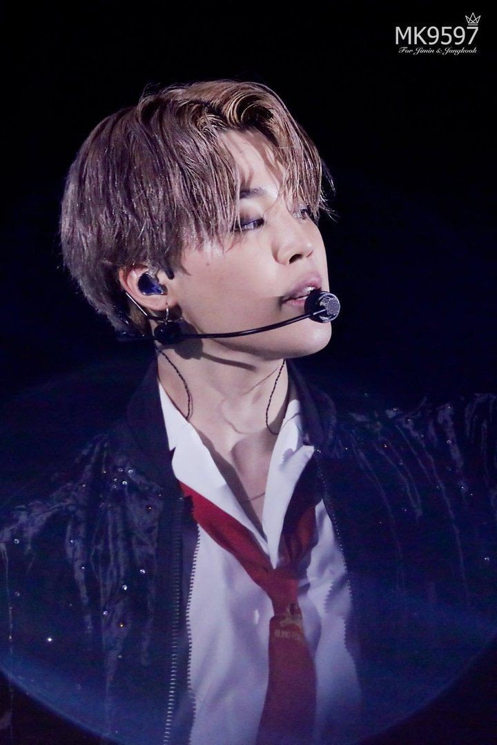 Sweaty Jimin is the hottest thing you'll ever see.. -A thread