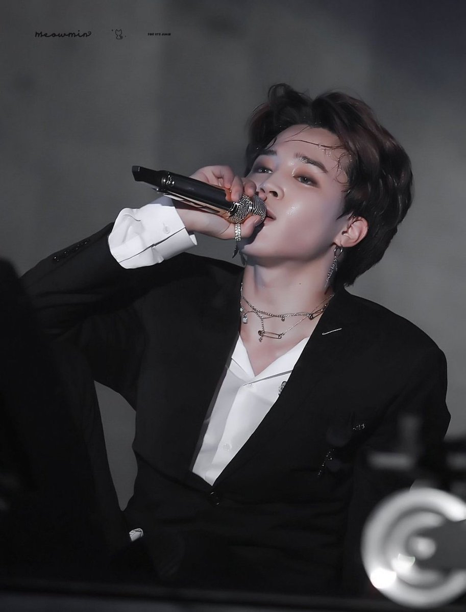 Sweaty Jimin is the hottest thing you'll ever see.. -A thread