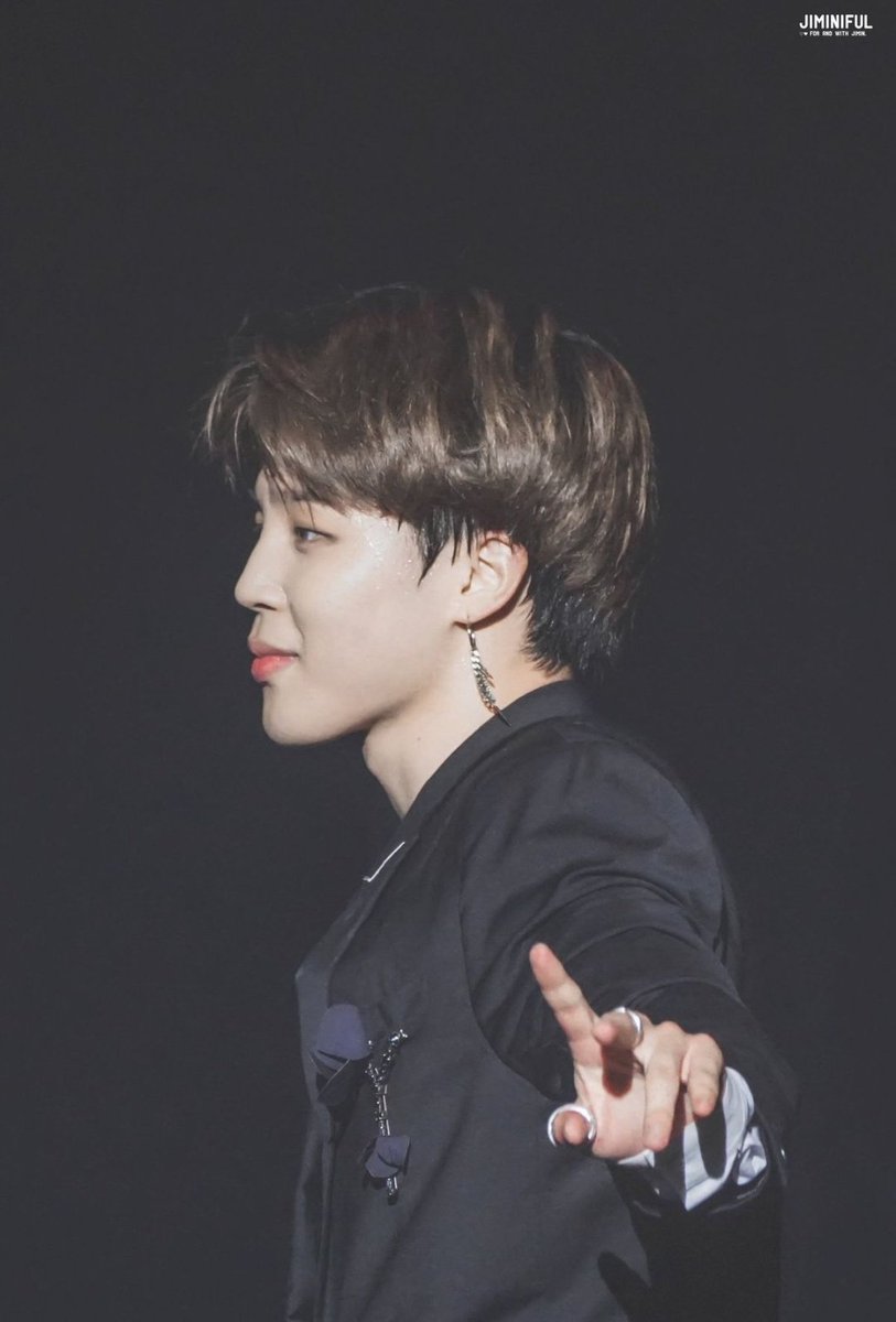 Sweaty Jimin is the hottest thing you'll ever see.. -A thread