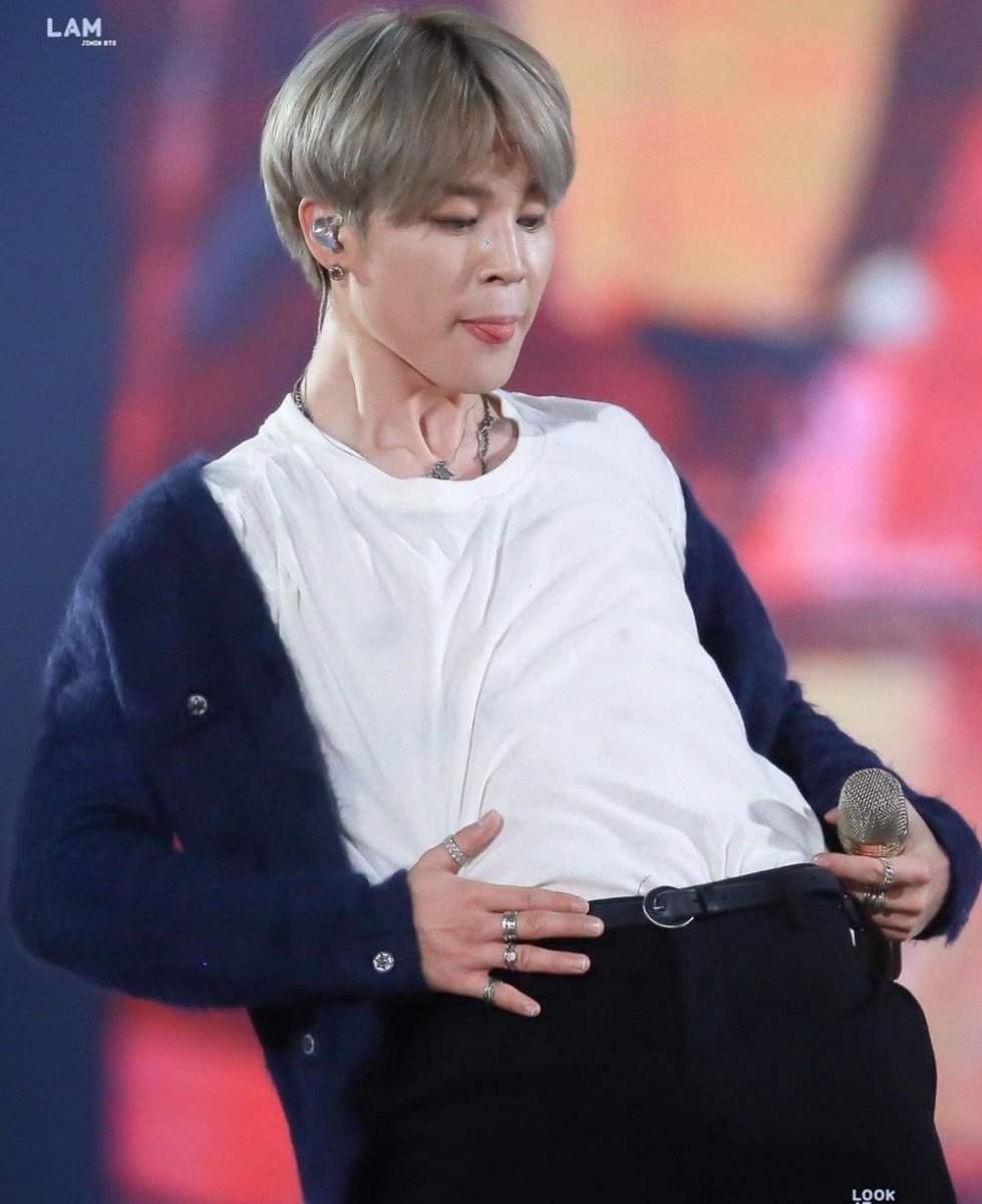 Sweaty Jimin is the hottest thing you'll ever see.. -A thread