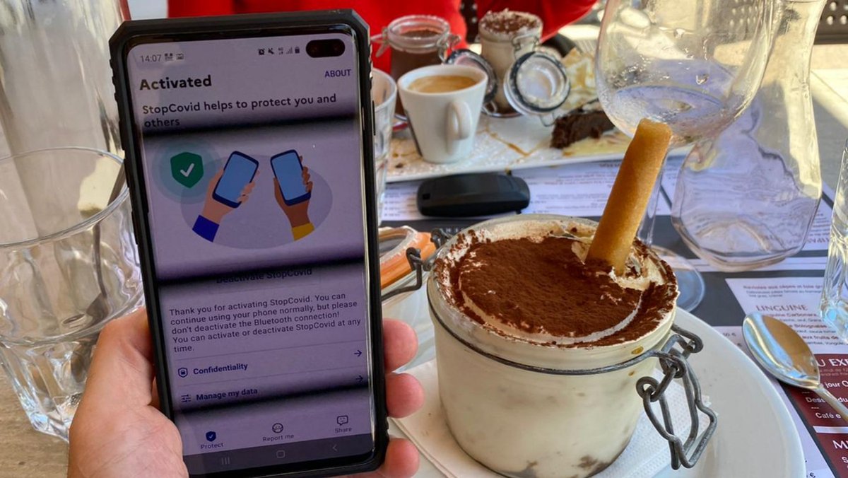 Kevin_ODonovan's tweet image. A bit of #oldnormal &amp;amp; a bit of #newnormal 😉 ... 

Off out for Friday lunch down in the village ... and having my #StopCovid app running ...