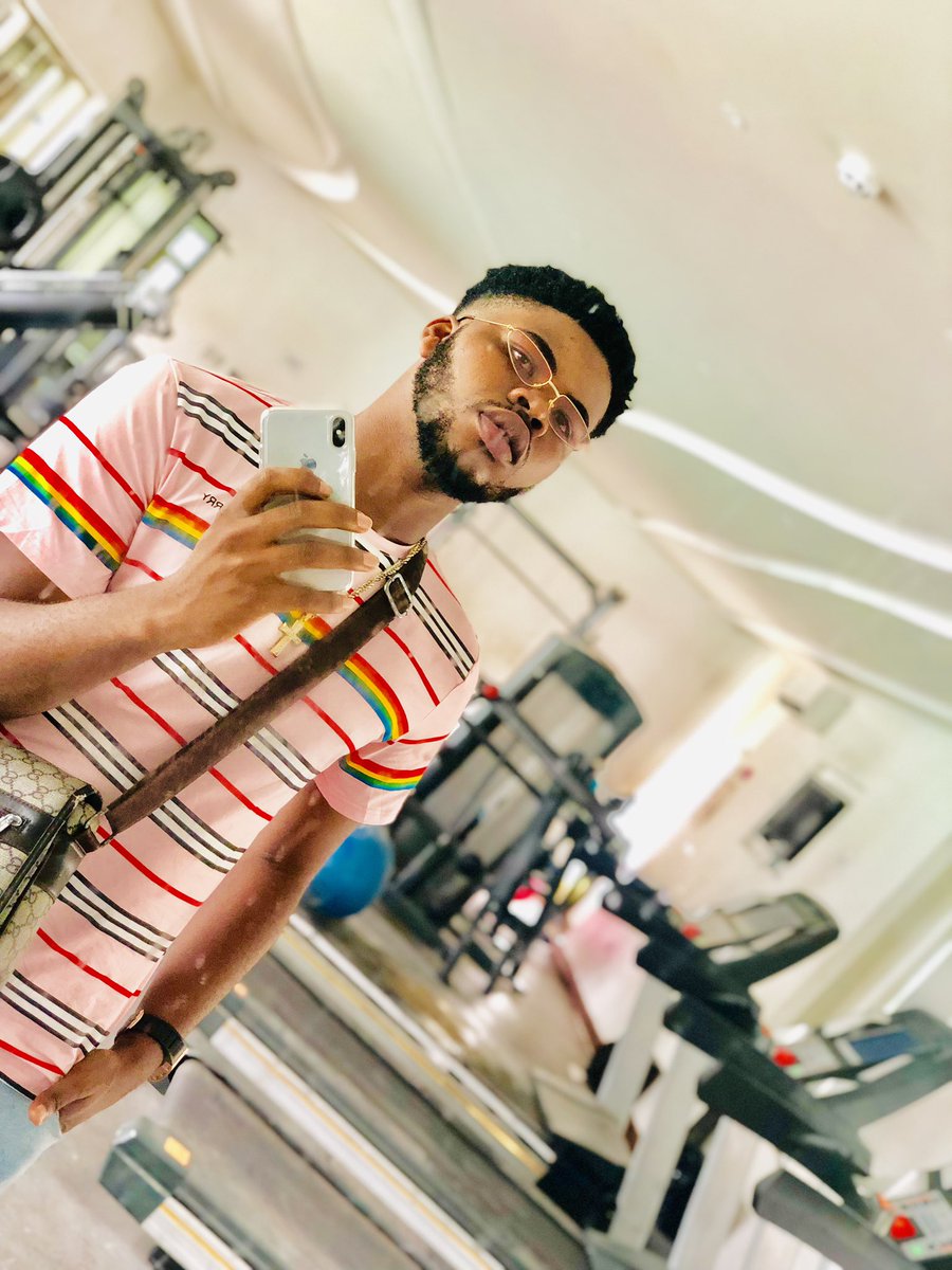 mahn_gee tweet media