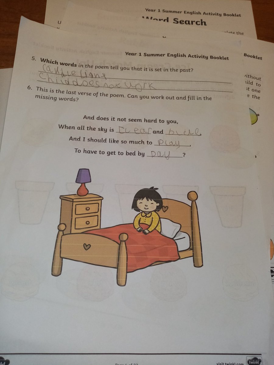 Beccaaayyyyyy's tweet photo. Jake has been working hard today on his reading comprehension (he likes poetry). Also suffixes, singular and plural, phonics. He also does his spellings daily. @KingshurstY1 @KingshurstPS https://t.co/iNis8G10rM