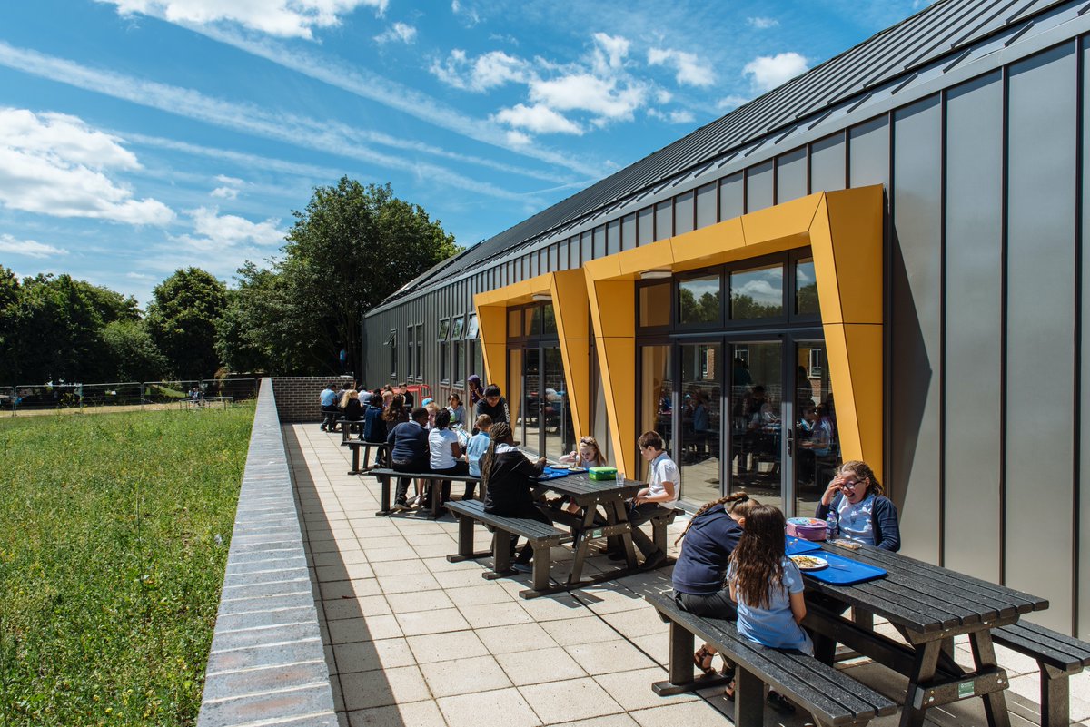 StudioLIMEuk's tweet image. Filton Avenue Dining Hall, Bristol 

#architecture #Bristol #design #education