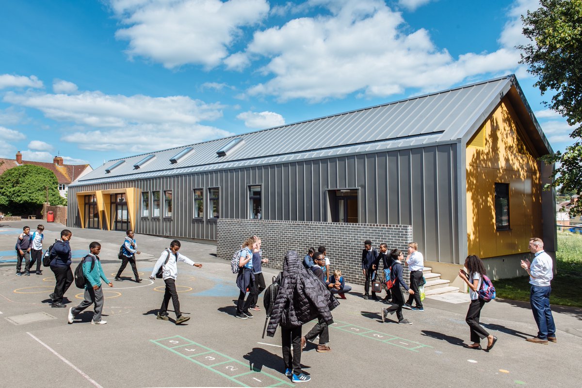 StudioLIMEuk's tweet image. Filton Avenue Dining Hall, Bristol 

#architecture #Bristol #design #education