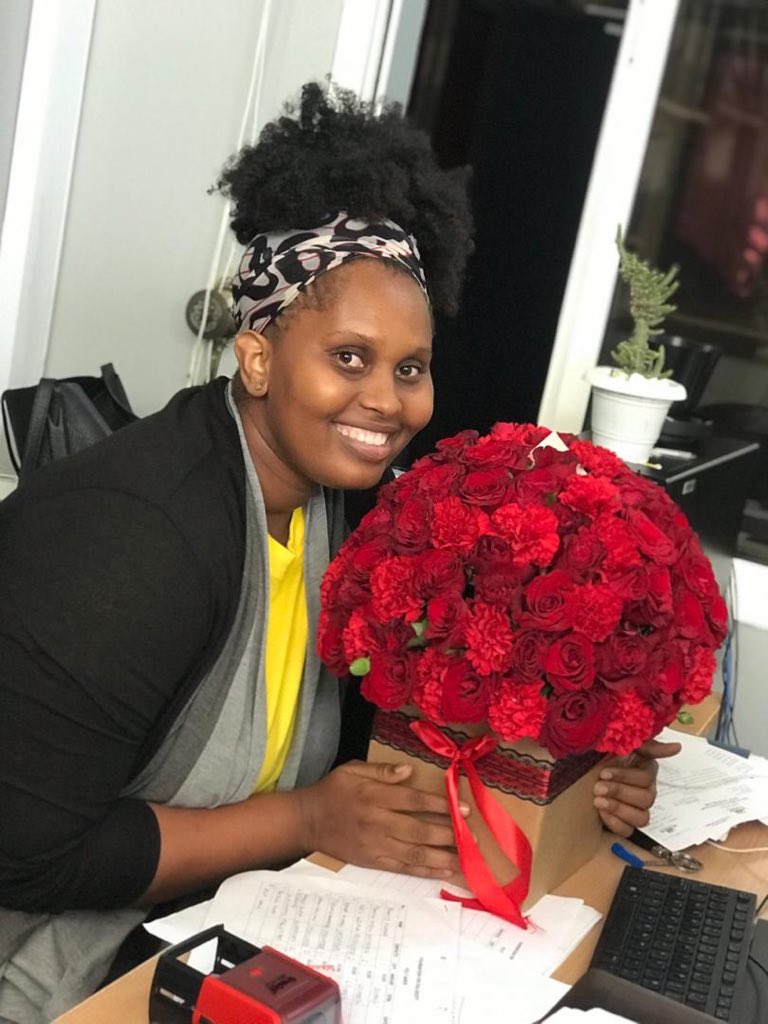 pendolovey's tweet photo. Je una birthday,anniversary,graduation,baby shower n.k je unahitaji Mapambo mbalmbal ya nyumban na ofisini 🌸@Nahlovepetals ndio jibu la maswali yako.📞0719616122✅tuffolow instagram kuona kazi zetu🙏.#TwitterGulio https://t.co/KWvYgfGP3a