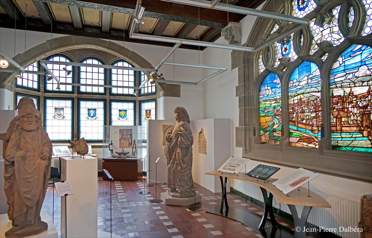 OuSortirEn's tweet photo. 🥨 LES MUSÉES ALSACIENS !

LE MUSÉE HISTORIQUE DE HAGUENAU 🏛

Des tumuli de la forêt de Haguenau, à la seconde guerre mondiale en Alsace, vous allez voyager sur des milliers de siècles d’histoire.

 #MuséeHistoriquedeHaguenau #Haguenau #Alsace #OuSortirEn https://t.co/jY6Jp42MzB
