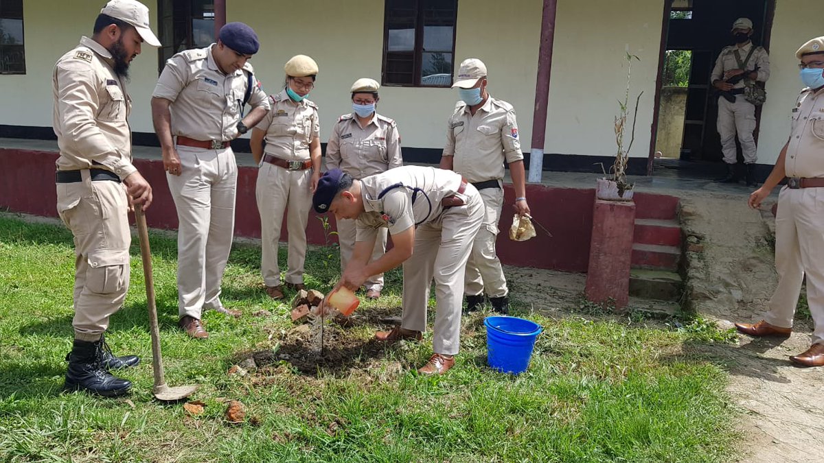PoliceThoubal's tweet photo. Today Thoubal District Police led by SP Thoubal Dr. S Ibomcha Singh, observed the World Environment Day by a tree plantation drive at Khongjom Police Station. https://t.co/1iTNDw2B0C