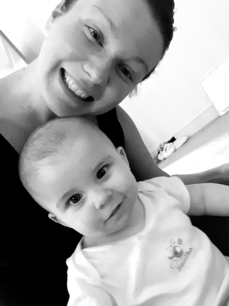libbyjones01's tweet photo. First week back from maternity, not how I imagined, but in these unprecedented times I feel lucky! Thankful to @AndrewScottLtd for setting up my 2 days #WFH and to daddy day care! Think the mum brain still works! https://t.co/CFTQjH43du