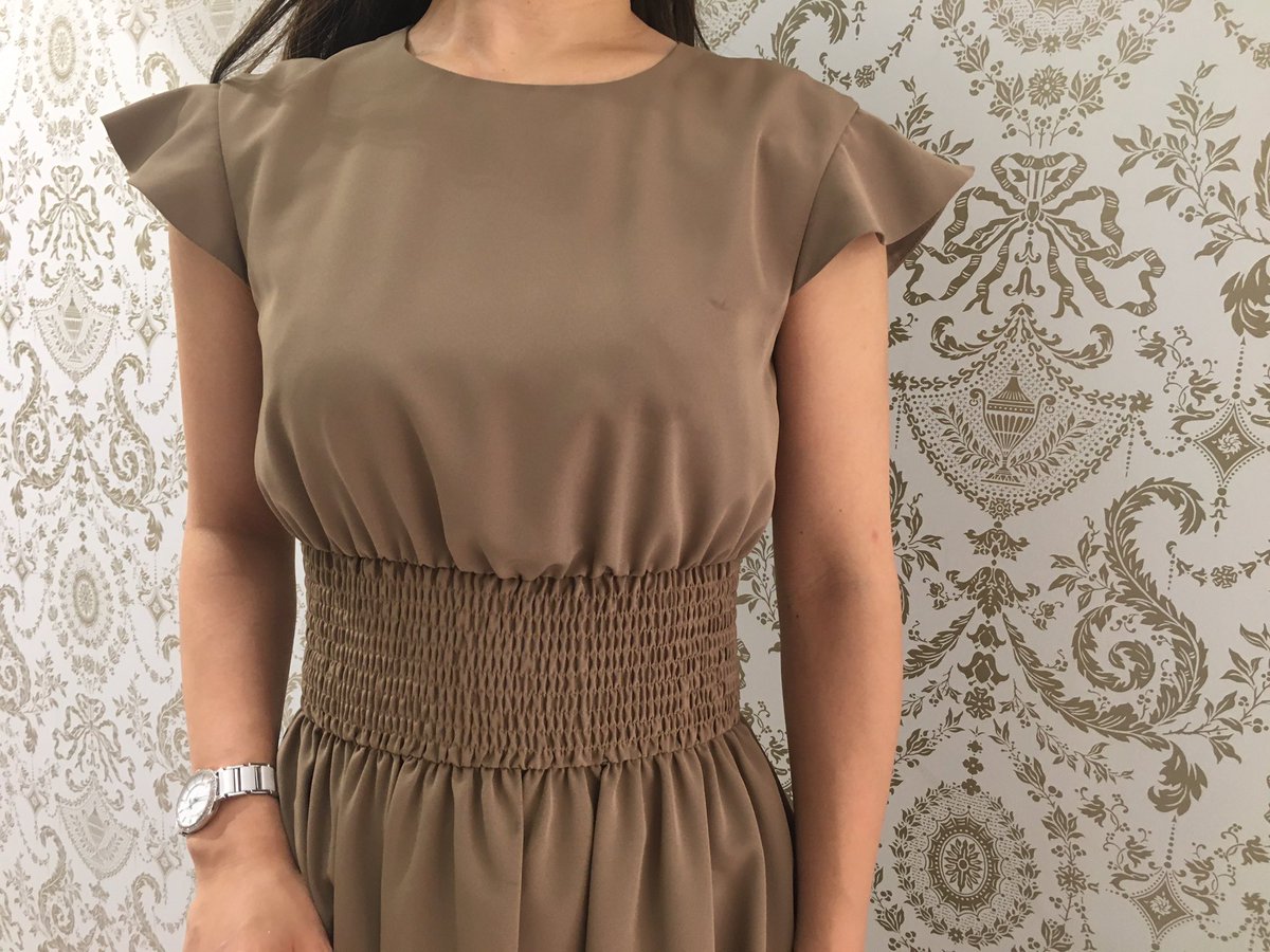 Aveniretoile Jr名古屋高島屋店 ランキングにもランクインこちら ホワイトとベージュが残りわずかです ウエストシャーリングワンピース S932 017 027 Color White 001 Navy 075 Beige 033 Size 32 34 36 38 Price 28 000 19 600