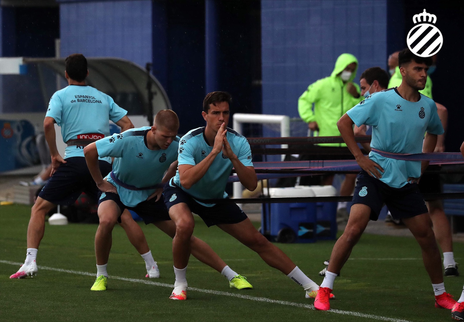 Los jugadores del Espanyol, en la sesión de este viernes (Foto: RCDE).