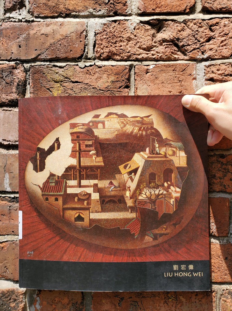 #1abookcollectionhighlight "Liu Hong Wei’s Diary of Childhood: The Real and The Surreal" documented the solo exhibition of Liu Hong Wei in 2002. Want to look at his dreamy artworks? Contact info@oneaspace.org.hk to borrow this book!

#1aspace #1空間 #ARTpowerHK #HKart2020