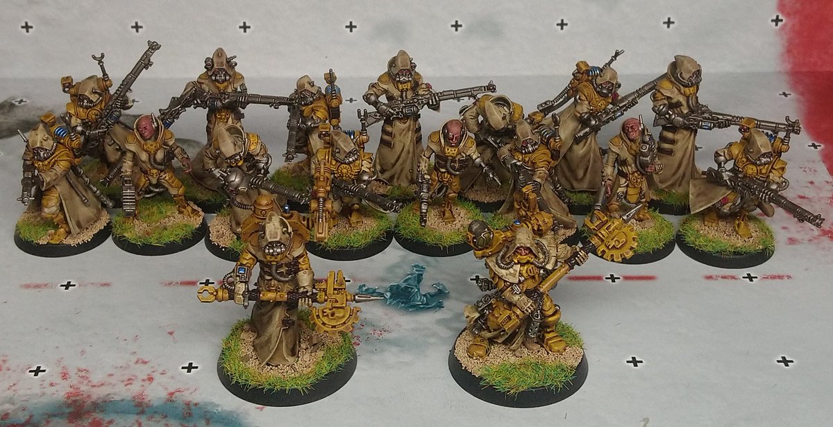 ScapegoatSte's tweet photo. Done at last my #Rusty17 #AdMech to support my #ImperialKnights! Back on to #SistersofBattle next! ๐
#Warmongers #warwardens #WarhammerCommunity #warhammer40k #40k #playitpainted #wepaintminis #PaintingWarhammer #fluffandfury https://t.co/fVogRBA2cQ