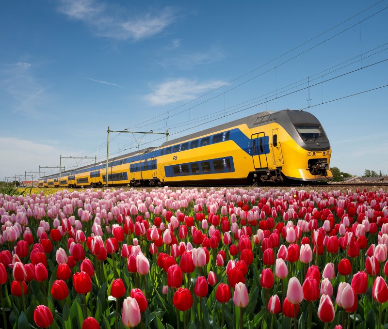 Hoe bepaalt de <a href="/NS_online/">NS online</a> welke vernieuwingen er nodig zijn en hoe kan de app info weergeven uit de treinen? Maandag bespreken we t met Tjeerd Oudkerk van de NS!
Spotify: lnkd.in/dcQjcue
Apple Podcast: lnkd.in/dPBtPNt
YouTube: lnkd.in/dXBx9VG
#podcast